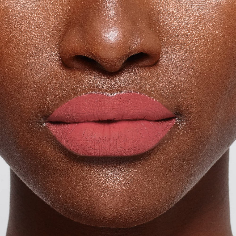 Lipstick L'Oreal Make Up Color Riche 241-le coral irreverent Matt